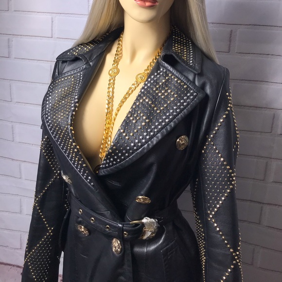 VERSACE - Picture 5 of 8